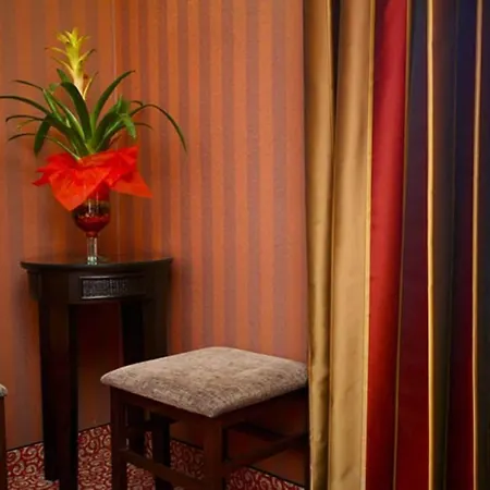 Convention Montparnasse Hotel