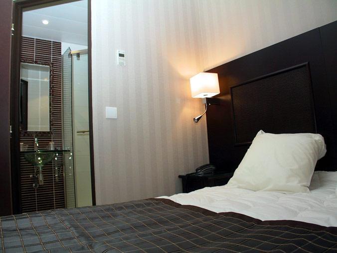 Hotel Convention Montparnasse Parigi